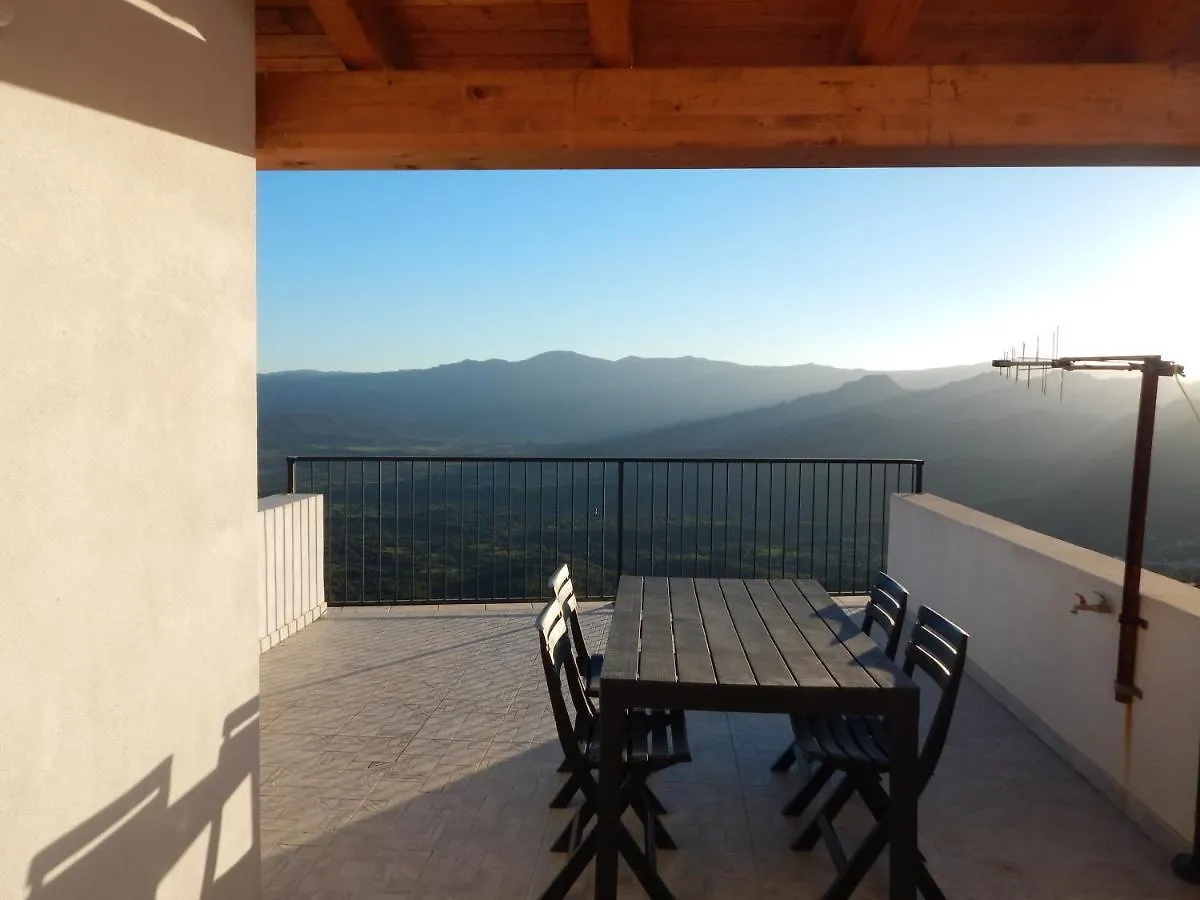 Casa Foddis - Bed And View Apartment Baunei