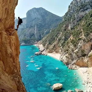 Pensión Bedandclimbing, Baunei